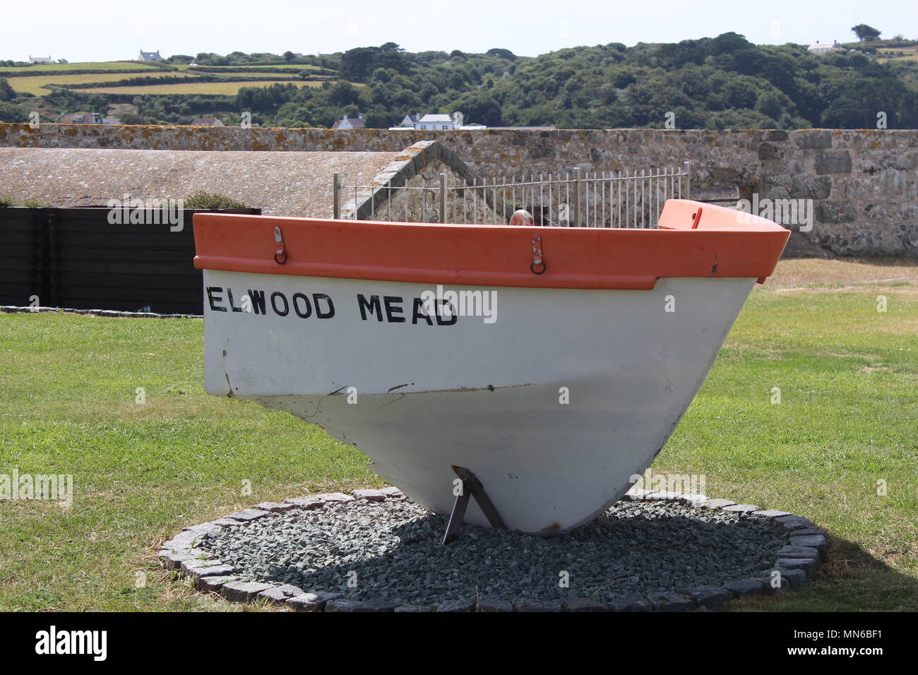 West Coast Schiffbruch von Elwood Mead Vorderteil Port Grau Guernsey Stockfoto