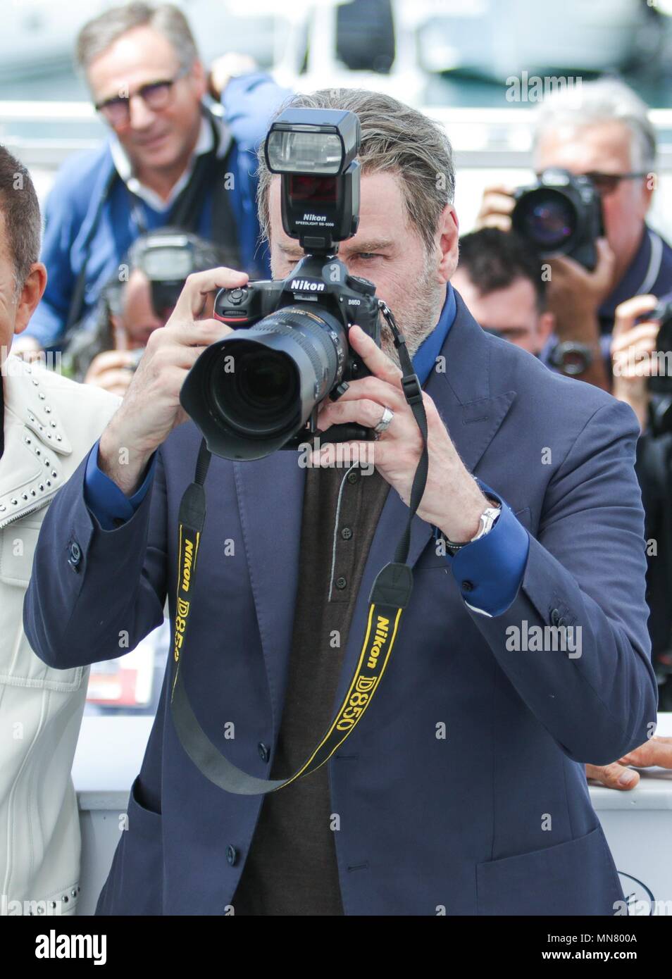 John Travolta 2018 05 15 mit Kamera Stockfoto