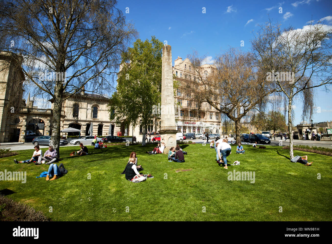 Obelisk in der Orange Grove Badewanne England UK Der Obelisk wurde errichtet von Beau Nash der Besuch und die Heilung der Prinz von Oranien, 1734 gedenken. Stockfoto
