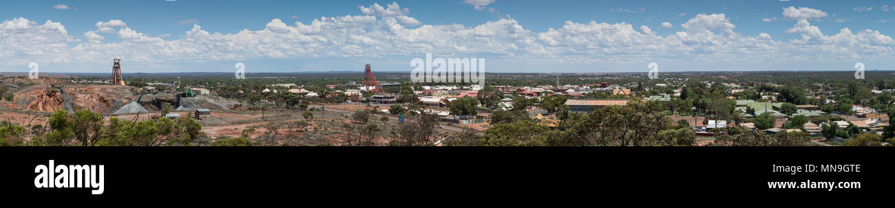 KALGOORLIE, Australien - Januar 27, 2018: Panorama der Stadt Kalgoorlie am 27. Januar 2018 in Western Australia Stockfoto