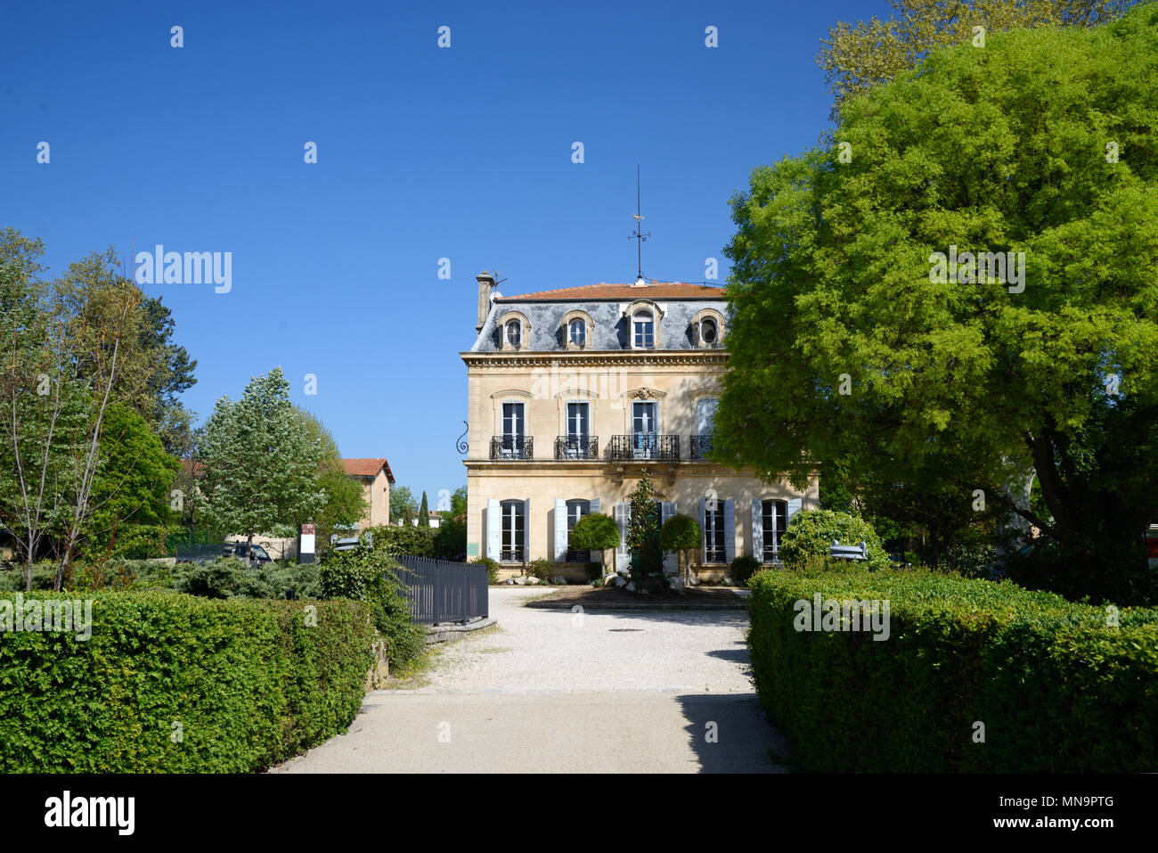 Historisches Landhaus (1875) oder die Villa Saint Mitre und öffentlichen Park und Garten Parc Saint-mitre Aix-en-Provence Frankreich Stockfoto