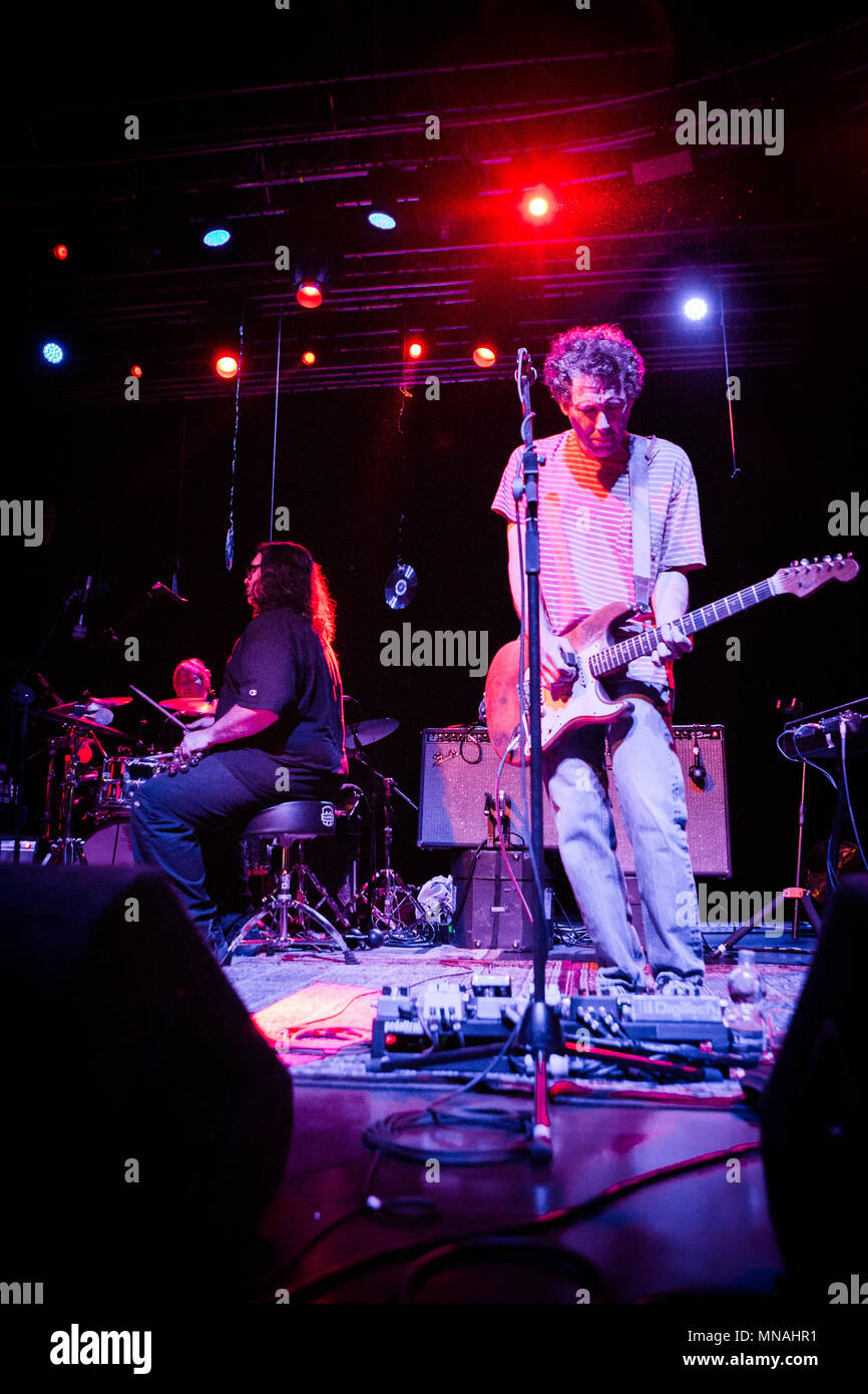 Mailand Italien. 15. Mai 2018. Die amerikanische Indie-Rock-Band Yo La Tengo führt Live at Fabrique ihr neues Album zu präsentieren' Es gibt ein Aufruhr Los' Stockfoto