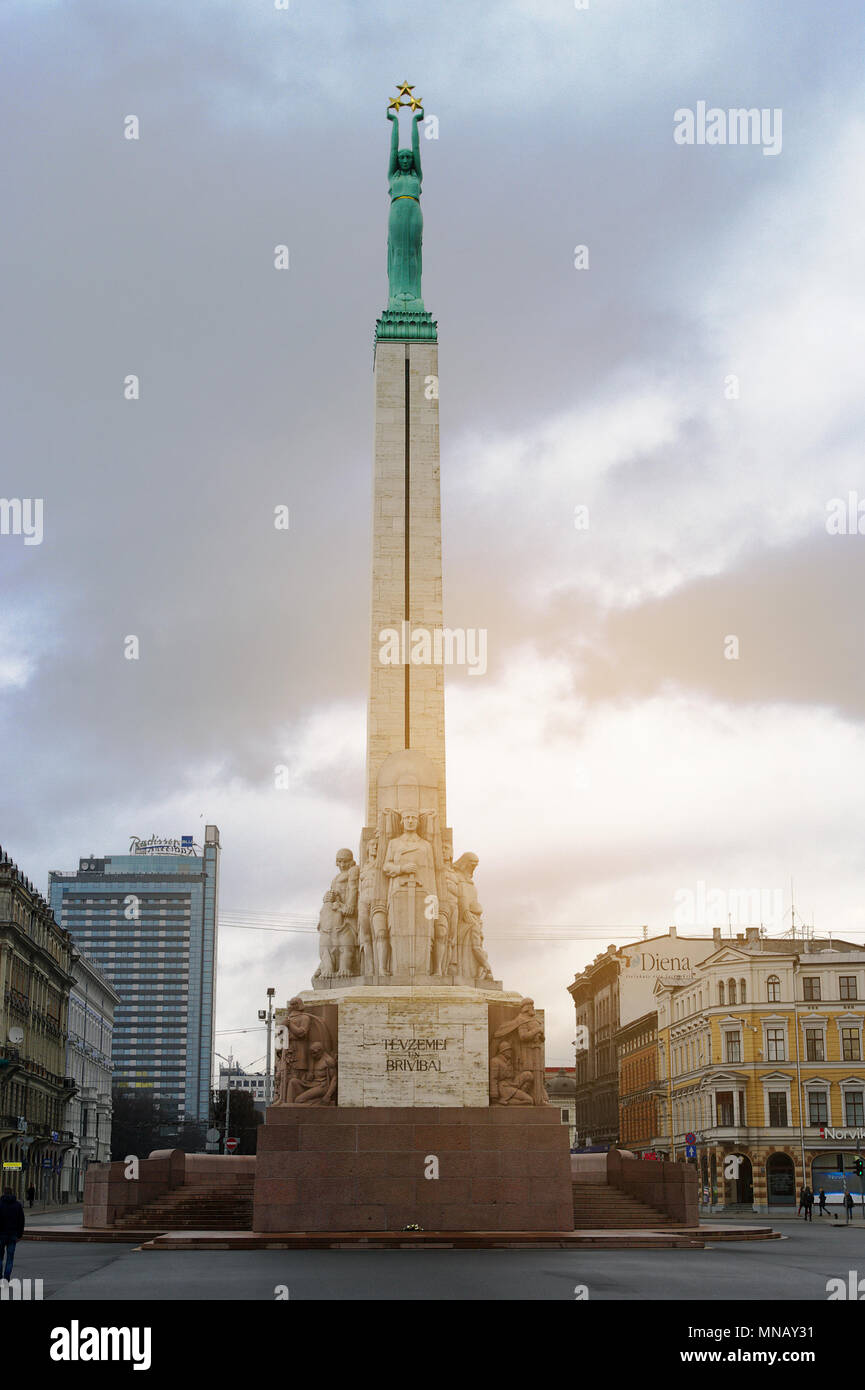 Riga, Lettland. Freiheitsdenkmal, der piemineklis. Es ist ein Denkmal zu Ehren Soldaten getötet während der Lettischen Unabhängigkeit (1918 - 1920). Stockfoto