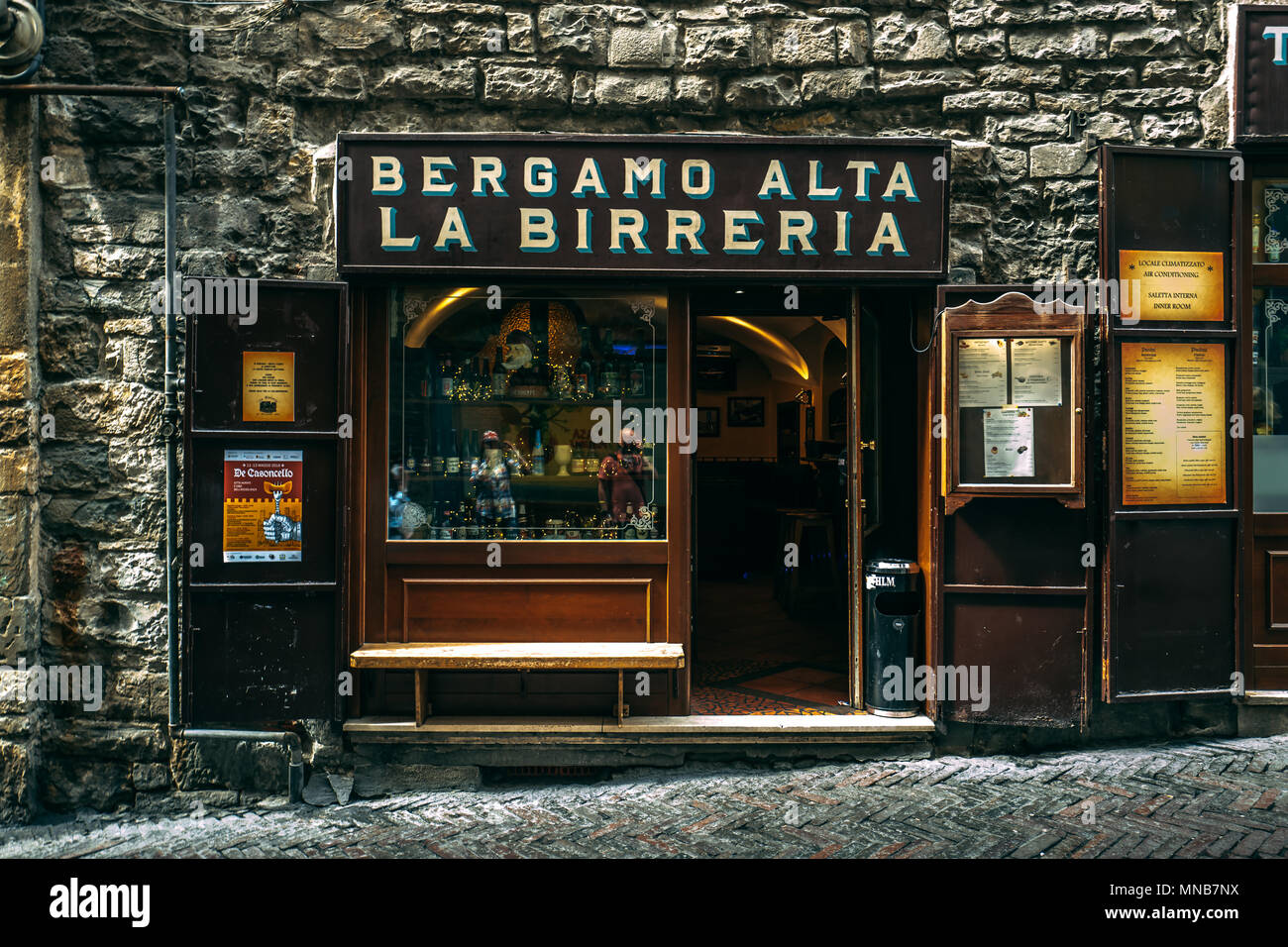 Alte Brauerei Shop in der Altstadt von Bergamo Stockfoto