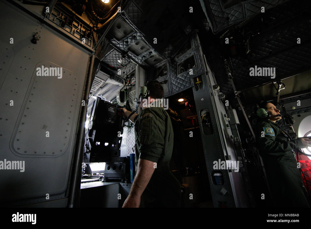 MIHAIL KOGALNICENU, Rumänien - 27. April: Alenia C 2-27 J Spartan Militärflugzeuge Besatzungsmitglied, Freitag, 27. April 2018, in Mihail Kogalniceanu Air Base Stockfoto