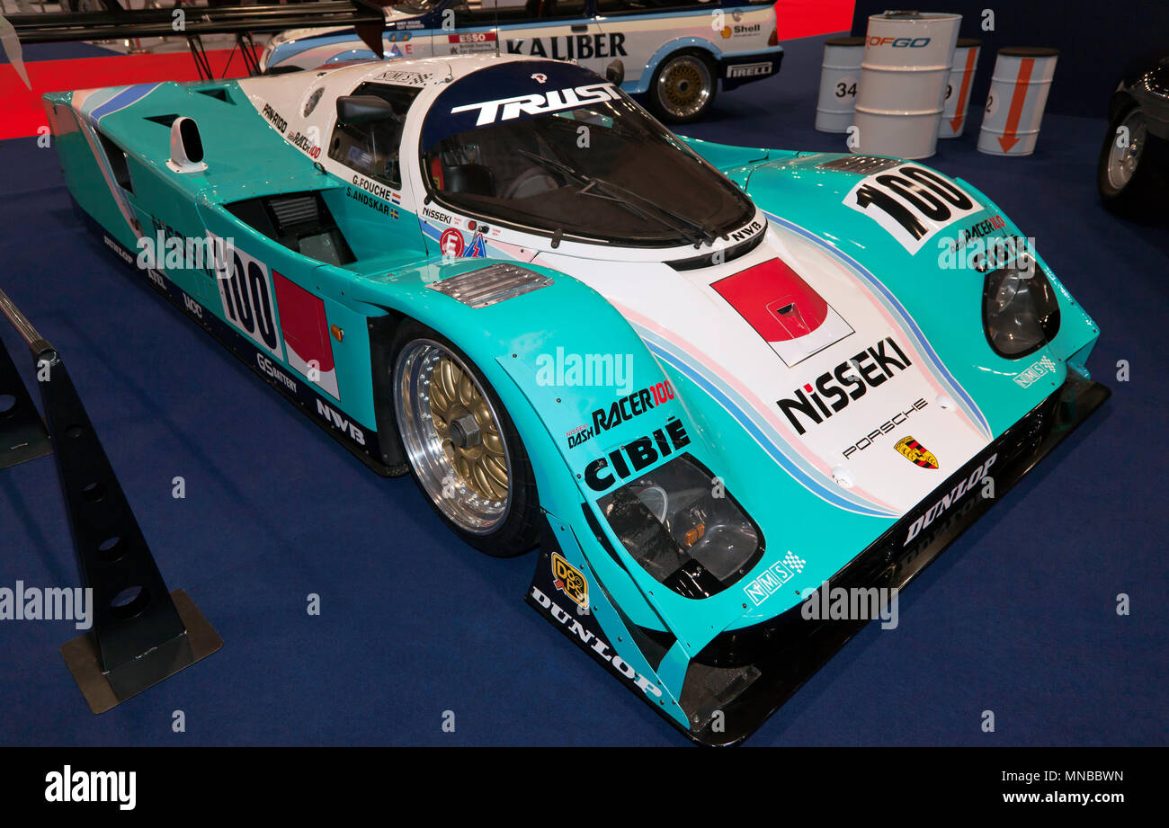 Drei Viertel der Ex-Nisseki Vertrauen Racing, 1988, Porsche 962 C, auf dem 2018 Classic Car Show, ExCel, London Stockfoto