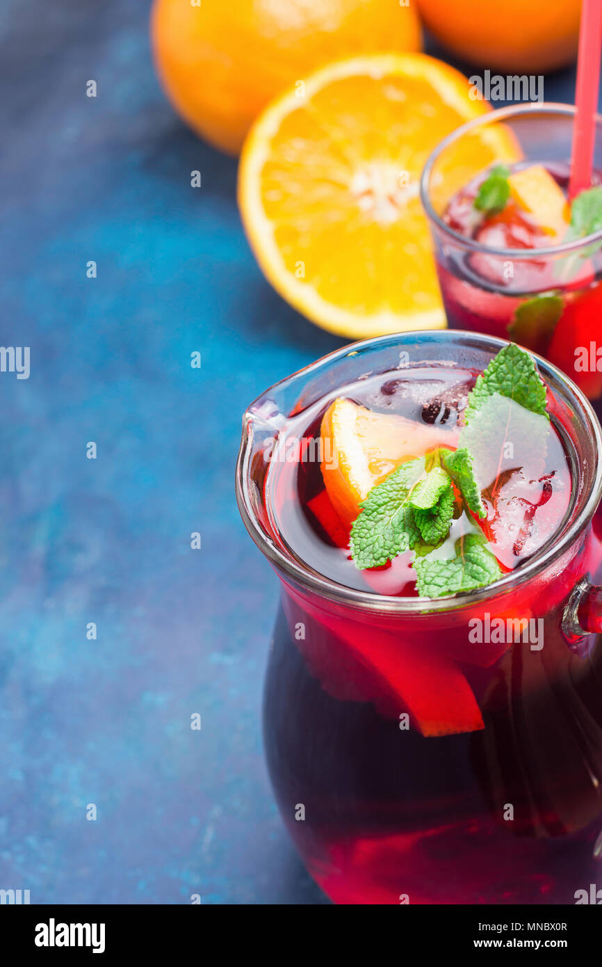 Vielfalt sangria -Fotos und -Bildmaterial in hoher Auflösung – Alamy