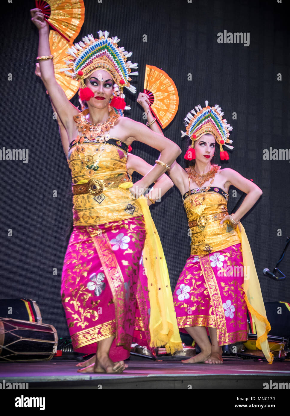 Belgrad, Serbien - 26. August 2017: Indonesische Festival in Belgrad, traditionelle Tänzer Stockfoto