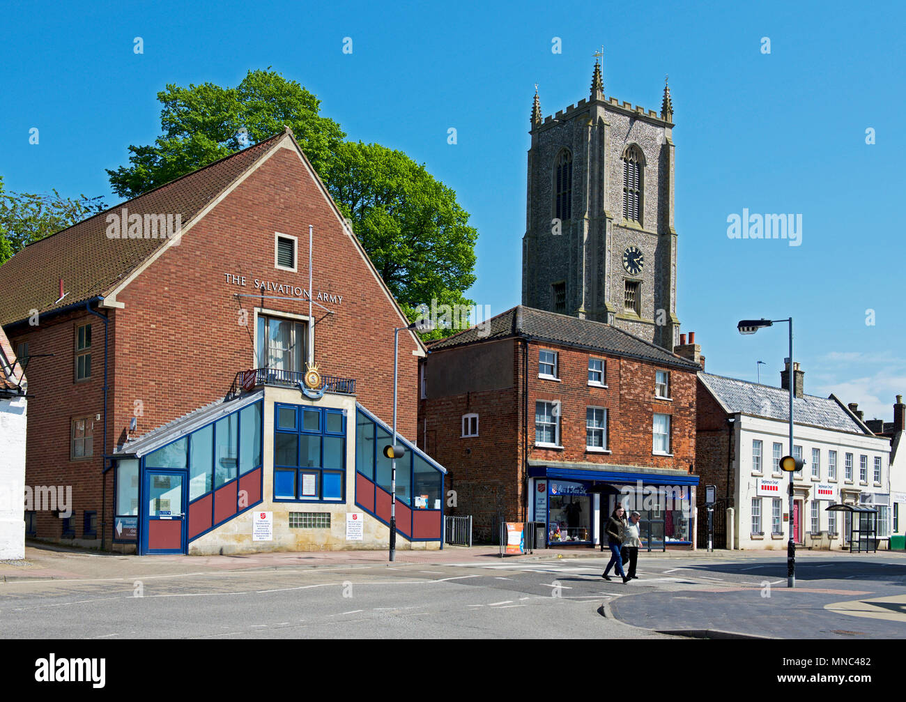 Heilsarmee liebe Shop in Fakenham, Norfolk, England Großbritannien Stockfoto