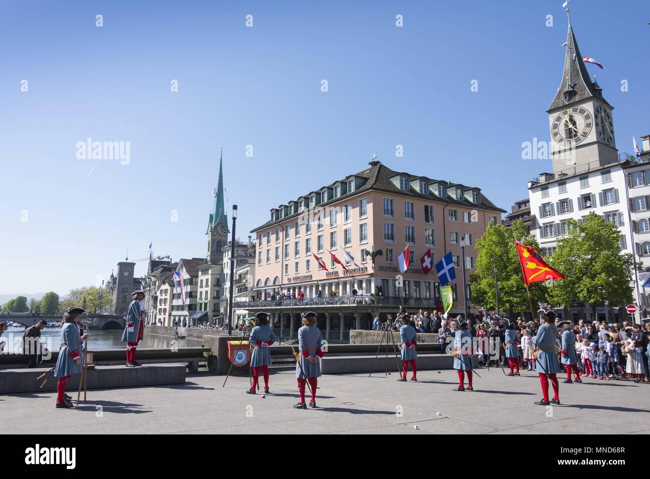 Schweiz - Zuerich - Spring Break Sechselaeuten im Mai 2017 | Verwendung weltweit Stockfoto