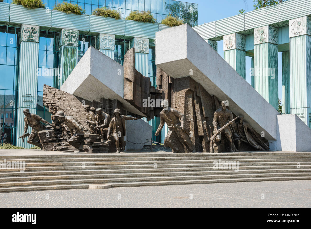 Blick auf das Denkmal des Warschauer Aufstandes in Plac Krasinskich im Zentrum von Warschau, Polen. Stockfoto