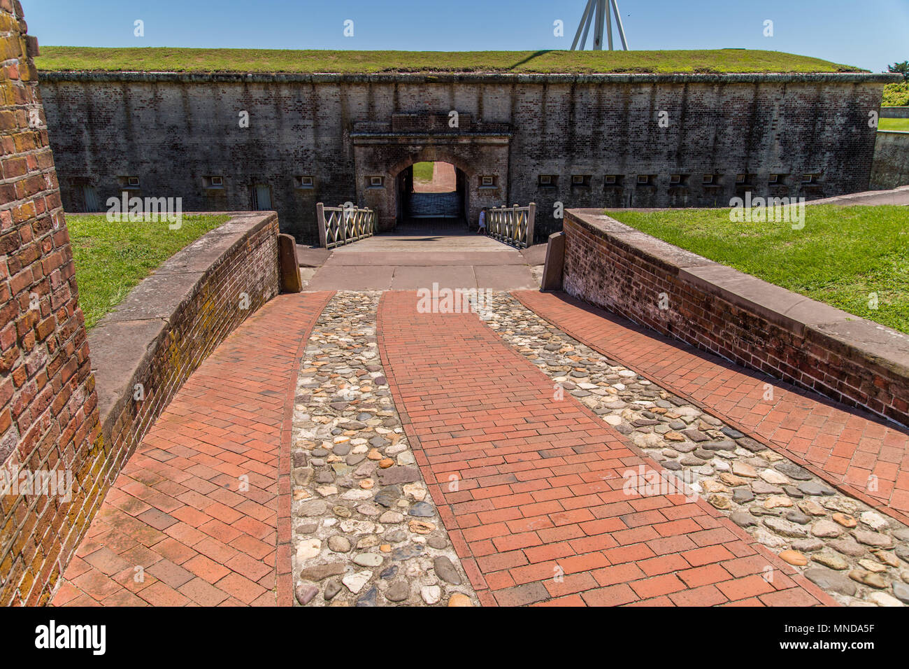 Fort Macon bewacht den Eingang in die Beaufort Hafen in Emerald Isle, North Carolina. Es wurde zwischen 1826 und 1834 gebaut. Stockfoto