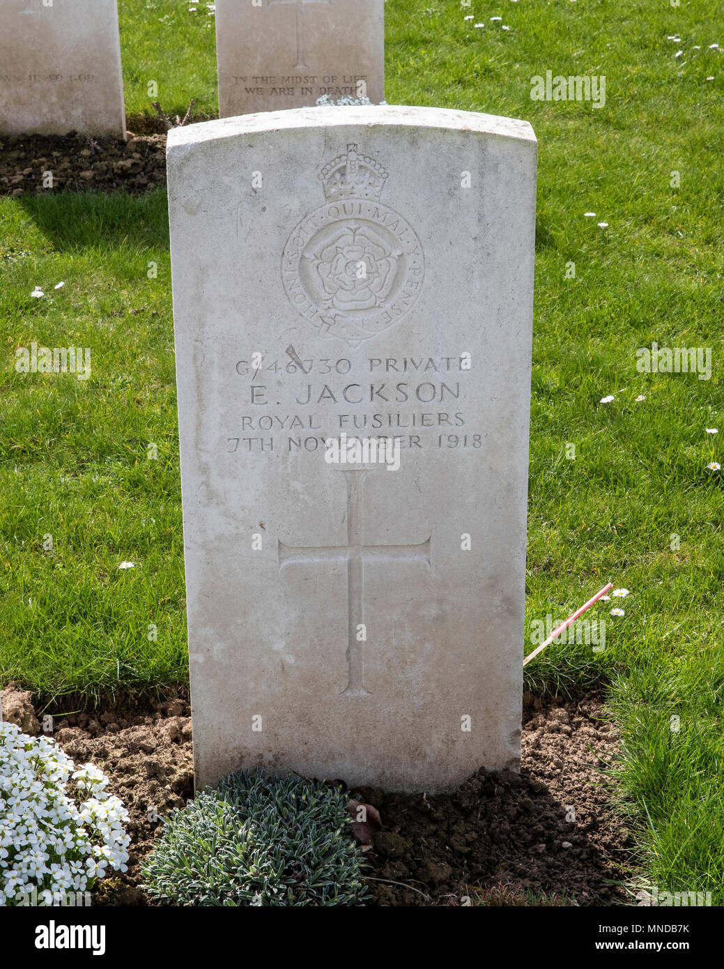Das Grab von Ernest Jackson, einer der letzten zwei Soldaten zur Fahnenflucht während des Großen Krieges ausgeführt werden. Stockfoto