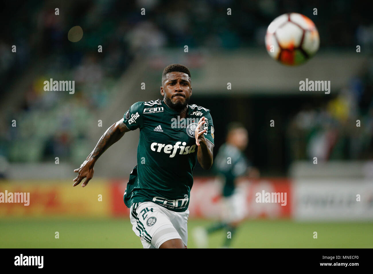 SÃO PAULO, SP - 16.05.2018: PALMEIRAS X JUNIOR BARRANQUILLA - Emerson Santos von Palmeiras bei einem Match zwischen Palmeiras und Junior Barranquilla (Kolumbien) gültig für die Sext und letzte Runde der Gruppe 8 der Copa Libertadores de America 2018, bei der Allianz Parque statt, im Westen der Hauptstadt. (Foto: Marcelo Machado de Melo/Fotoarena) Stockfoto