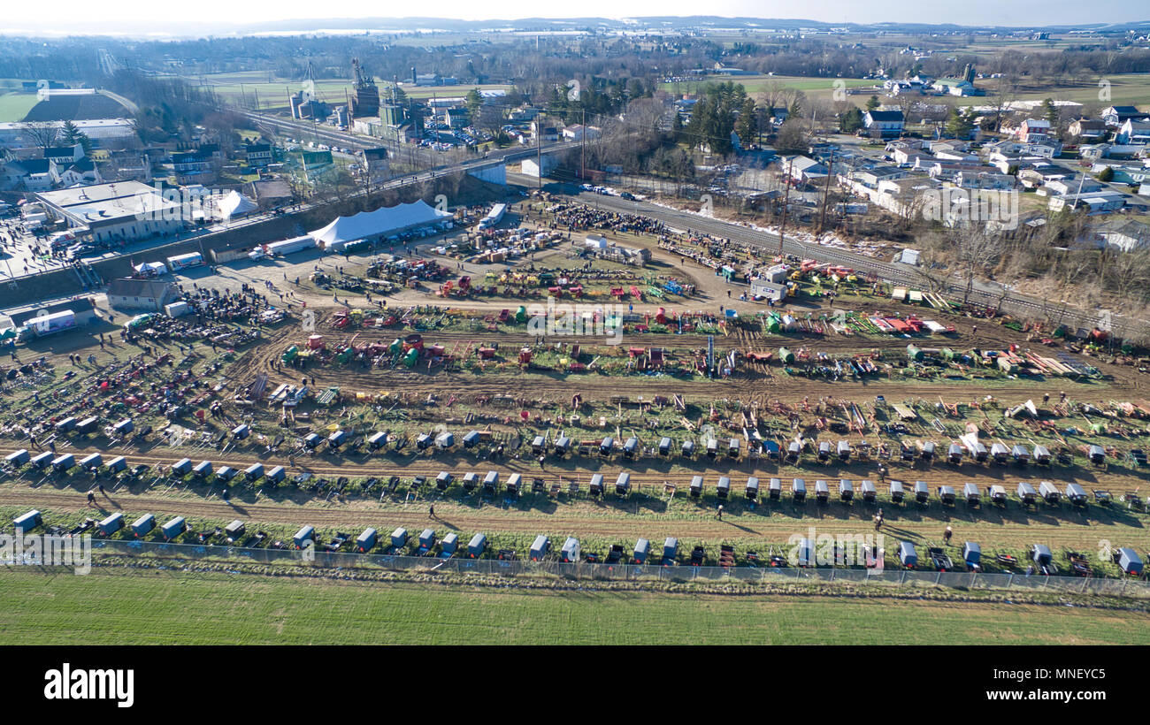 Luftaufnahme von Amish Schlamm Verkauf in Pennsylvania, USA, wie gesehen, die von einer Drohne Stockfoto