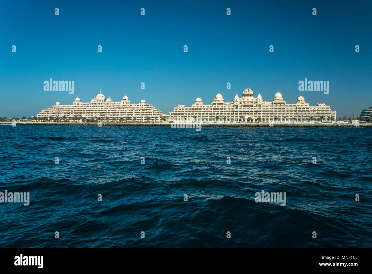 Das Kempinski Hotel und Residenzen auf der Palm Jumeirah Inseln vor der Küste von Dubai, Vereinigte Arabische Emirate, Naher Osten. Stockfoto