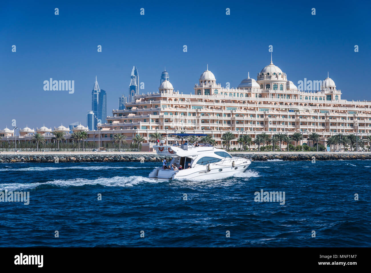 Das Kempinski Hotel und Residenzen auf der Palm Jumeirah Inseln vor der Küste von Dubai, Vereinigte Arabische Emirate, Naher Osten. Stockfoto