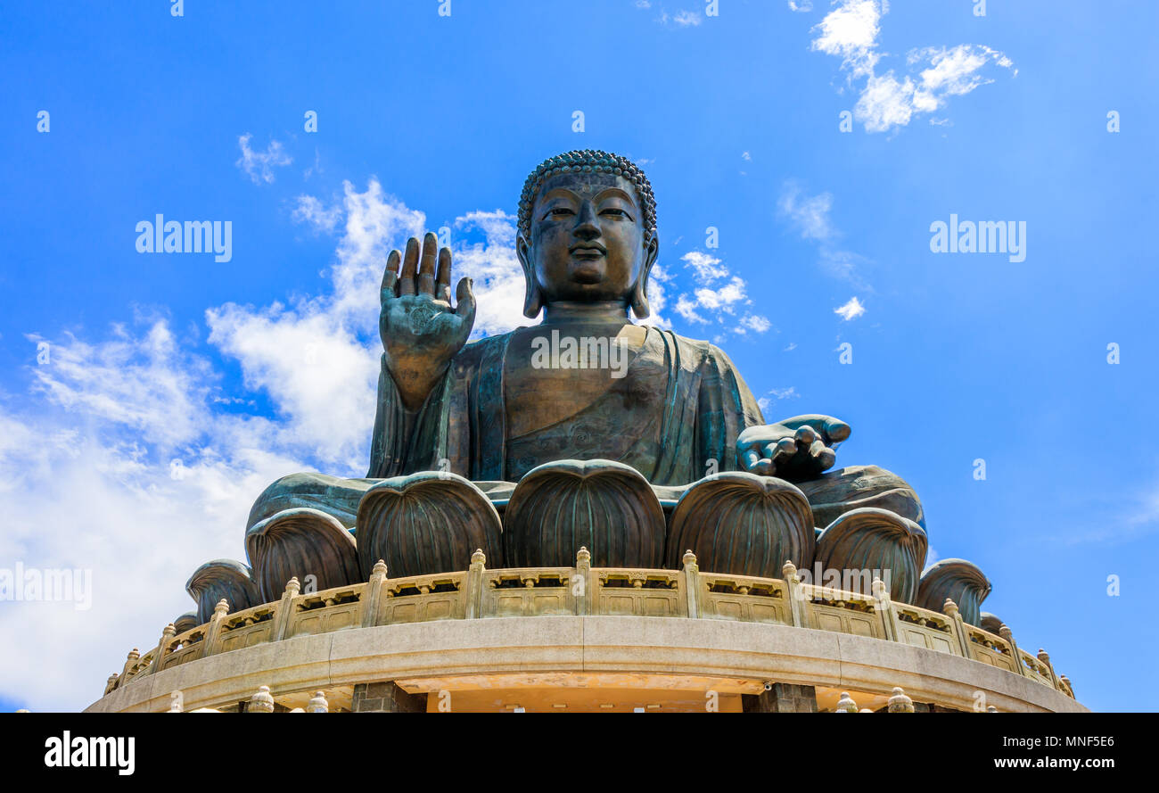 Hongkong, den 11. Juli 2017 - Die grosse Buddha Statue Stockfoto