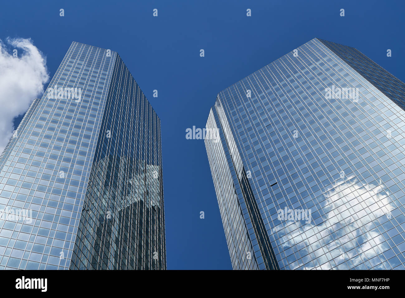 Business Tower skyscraper einer Bank in Frankfurt am Main. Stockfoto