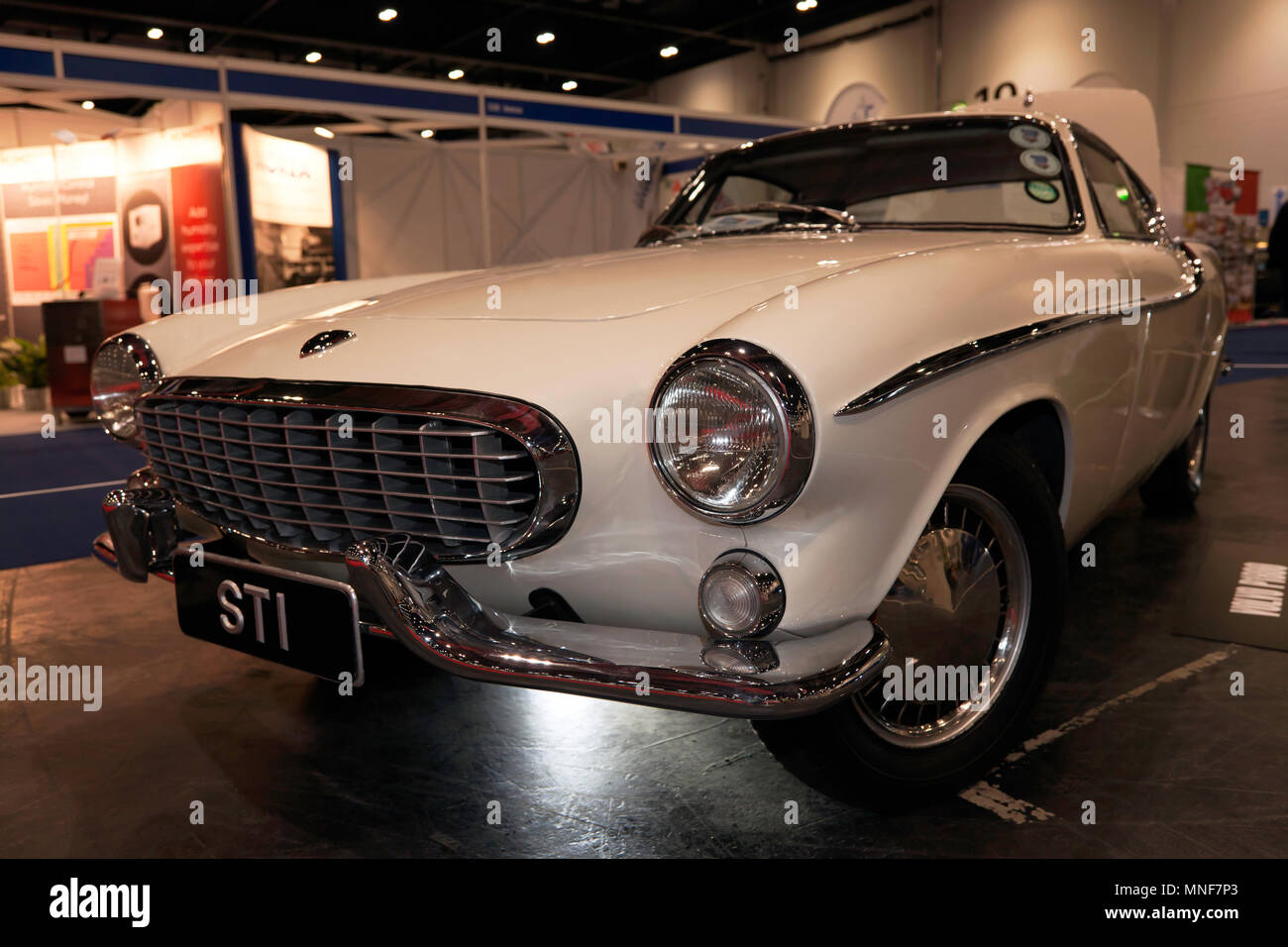 Das Original, komplett restauriert, 1961 Volvo P1800, die von Roger Moore in der TV-Serie "The Saint", an der 2018 London Classic Car Show verwendet wurde Stockfoto