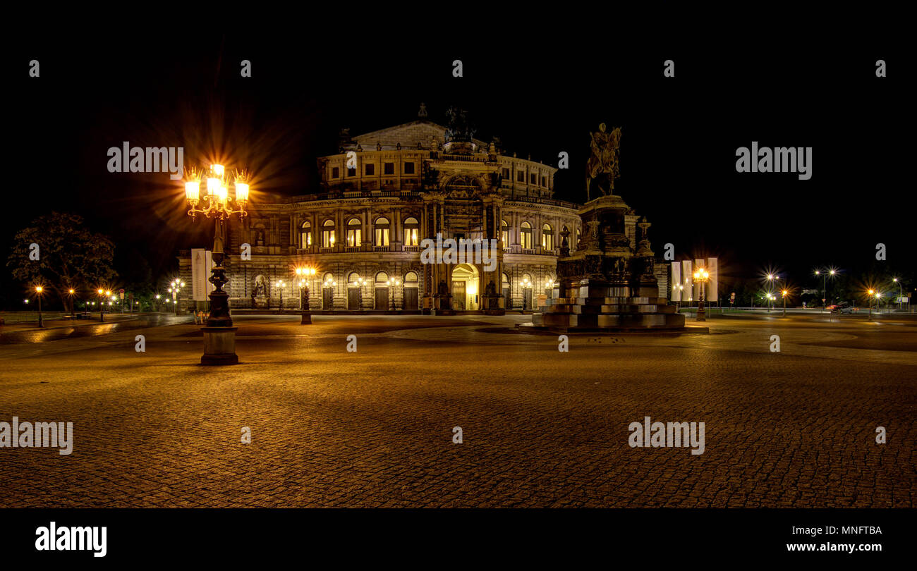 Dresden - Semperoper Stockfoto