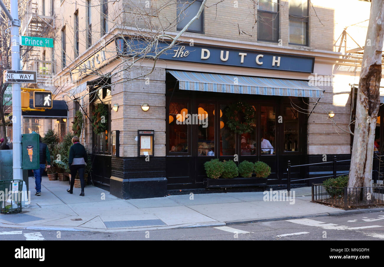 Die Niederländische, 131 Sullivan St, New York, NY. aussen Storefront eines Restaurants im Viertel SoHo in Manhattan. Stockfoto