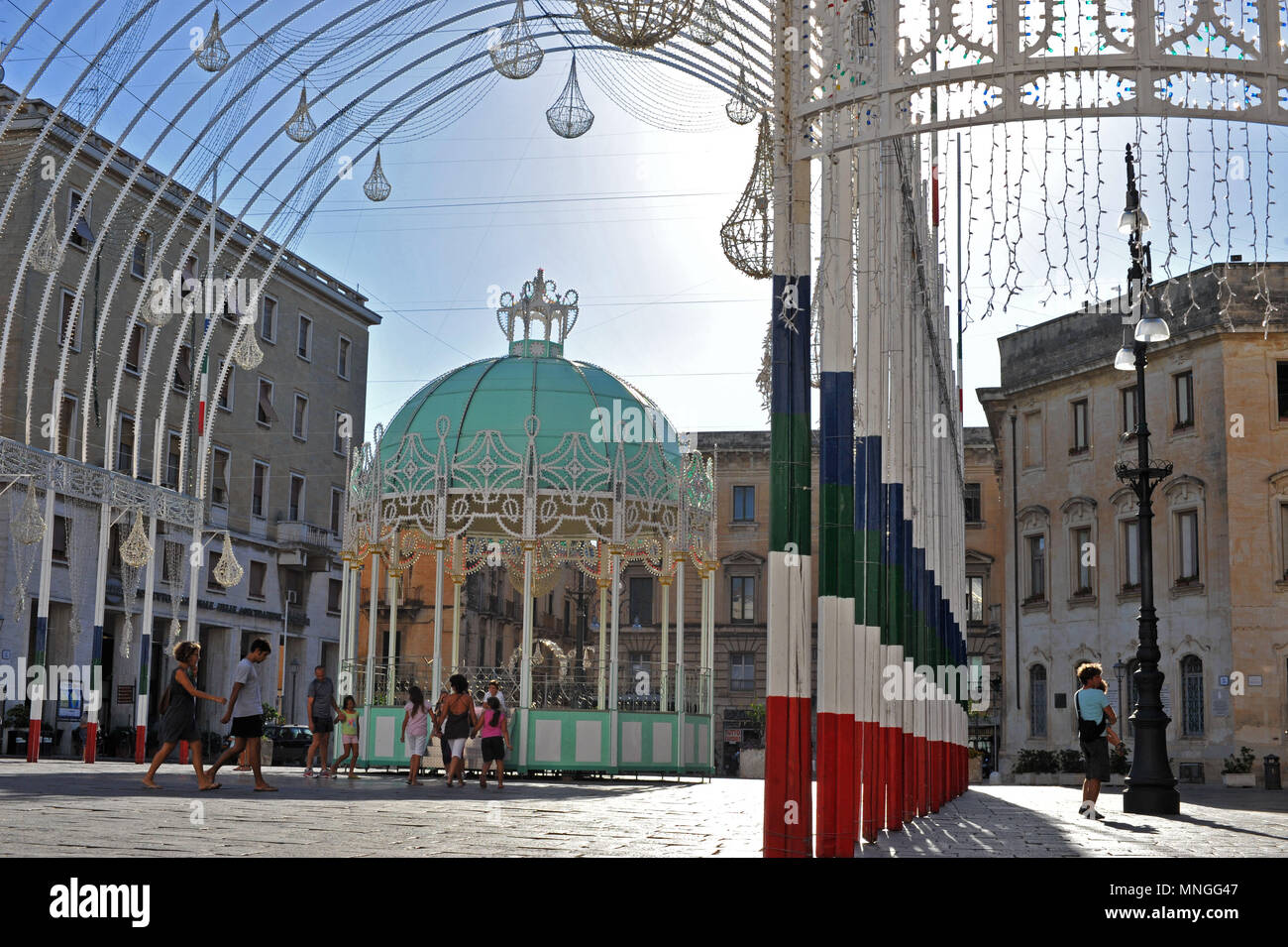 Lecce. Touristen in der Altstadt. Italien. Stockfoto