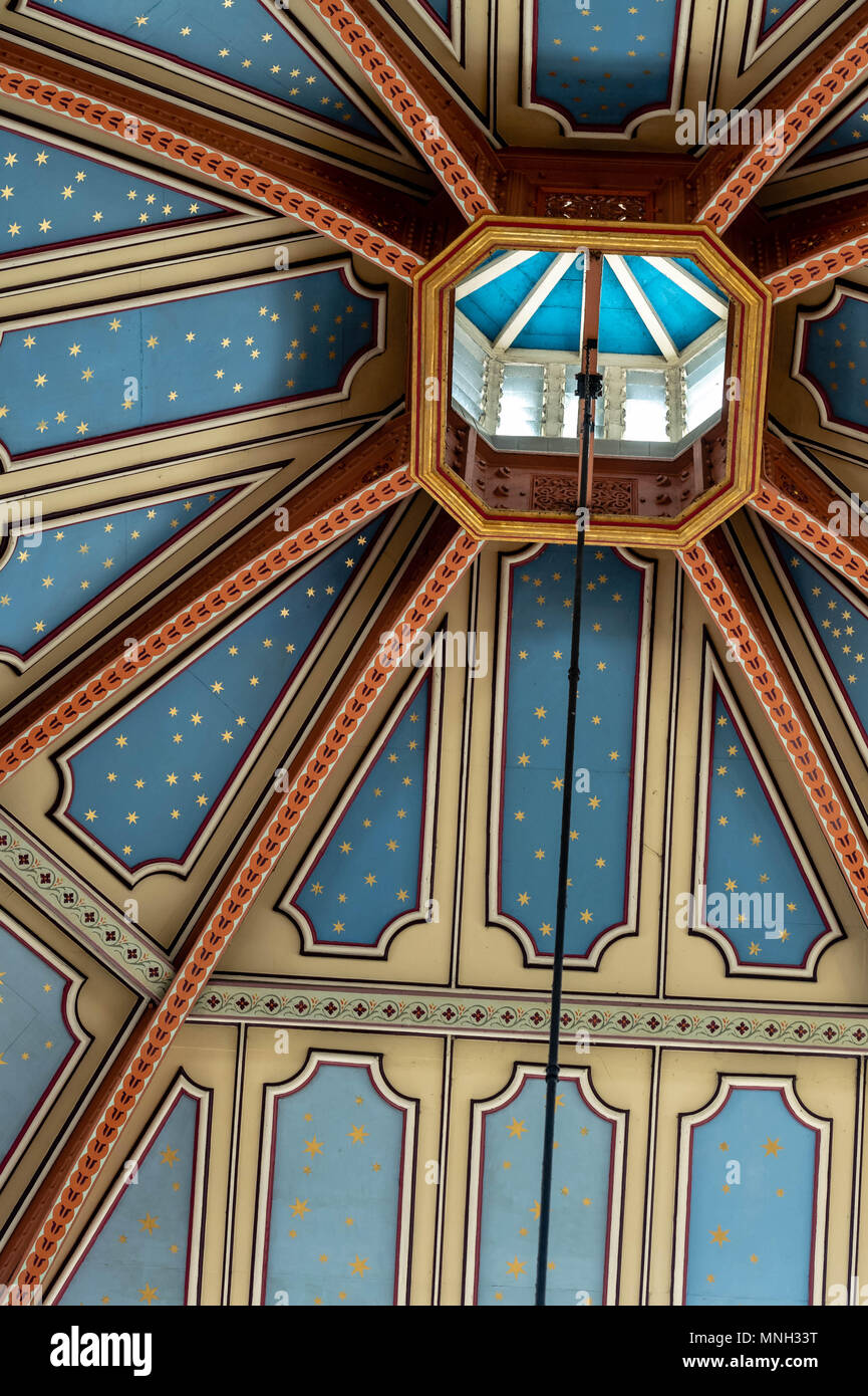 Leadenhall Market ist eine überdachte Markt in London, auf gracechurch Street Es ist einer der ältesten Märkte in London, aus dem 14. Jahrhundert. Stockfoto