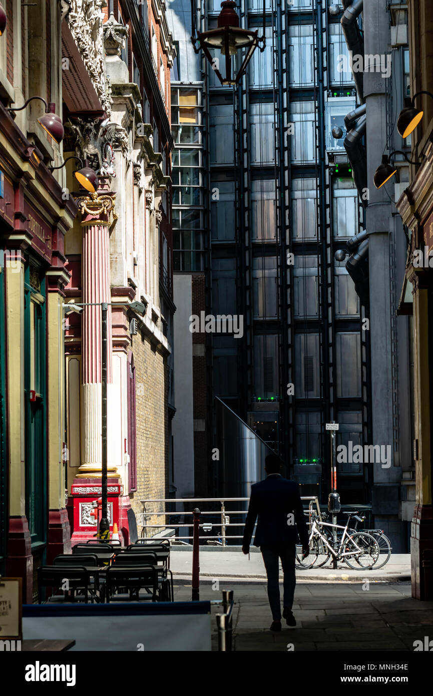 Leadenhall Market ist eine überdachte Markt in London, auf gracechurch Street Es ist einer der ältesten Märkte in London, aus dem 14. Jahrhundert. Stockfoto