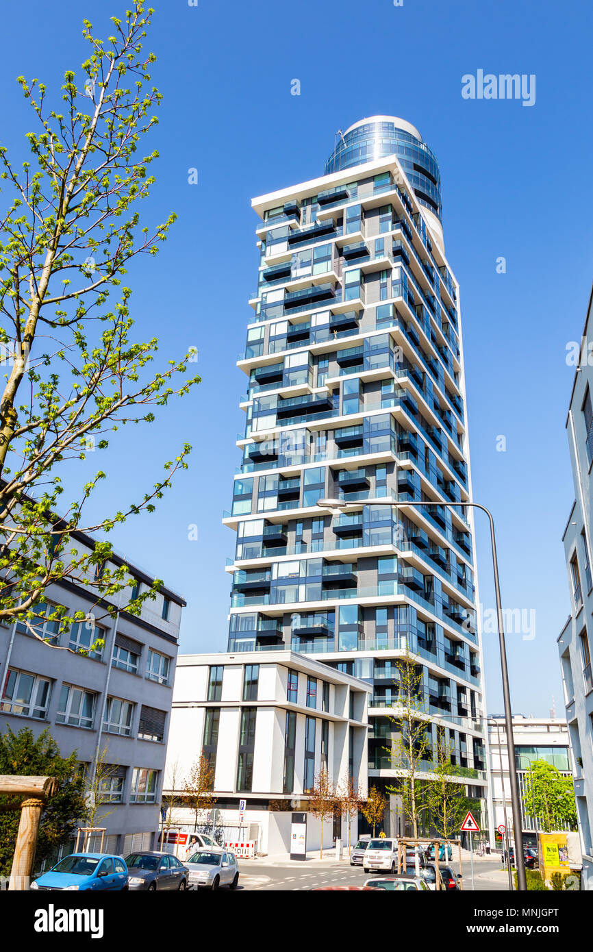 Henninger turm Fotos und Bildmaterial in hoher Auflösung Alamy