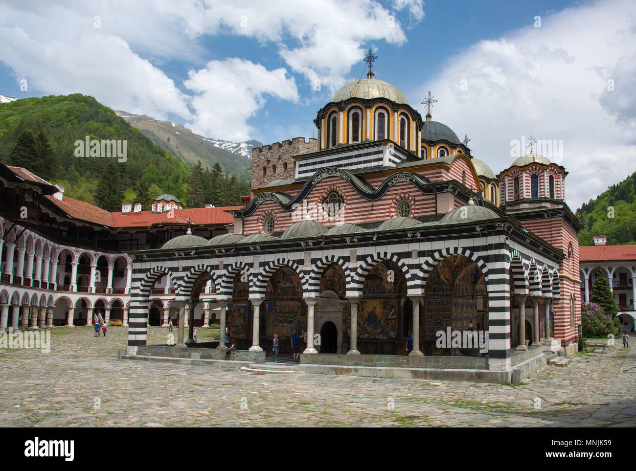 Das Kloster des Heiligen Ivan von Rila, besser als das Kloster Rila bekannt ist der größte und berühmteste Orthodoxen Kloster in Bulgarien. Stockfoto