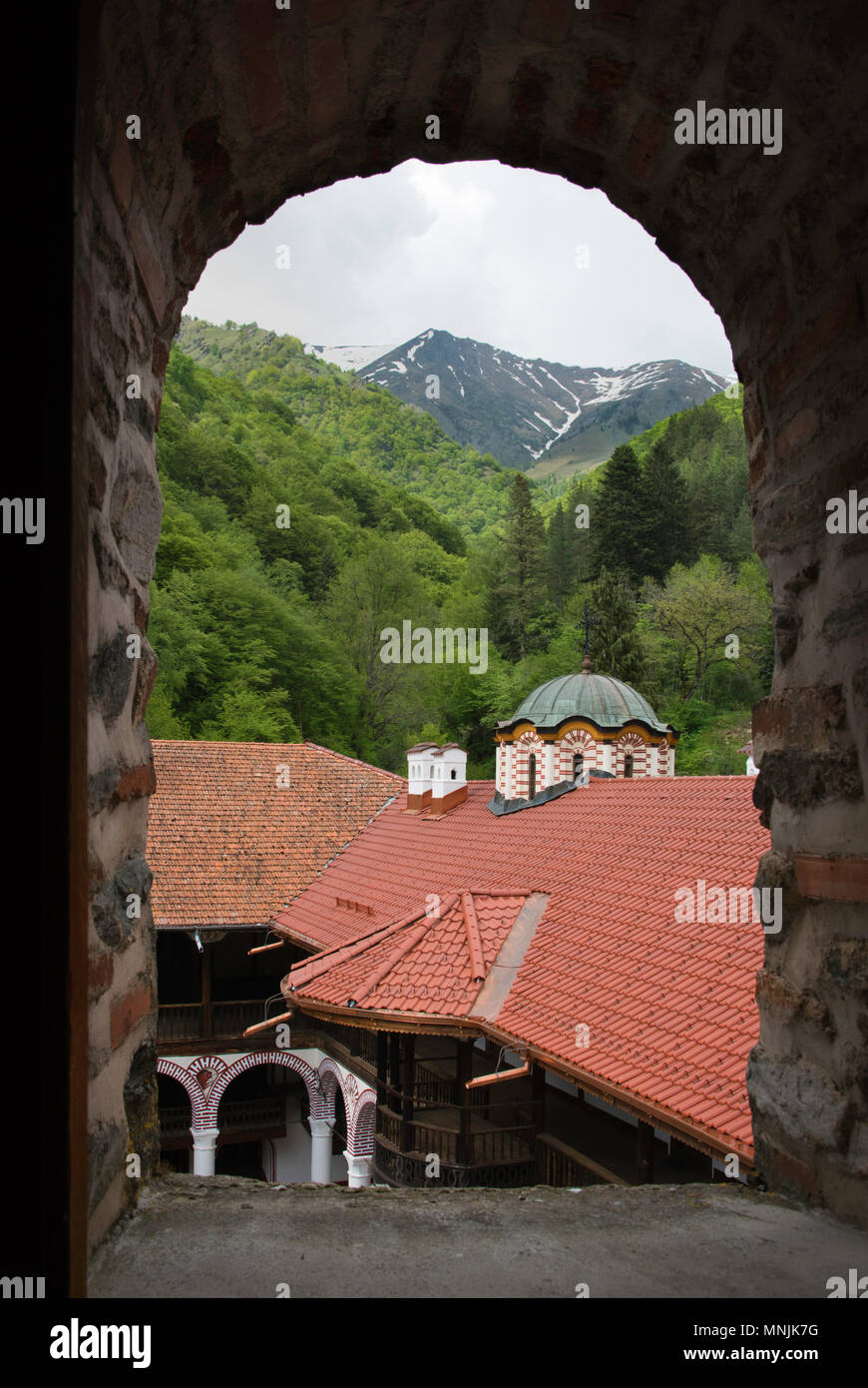 Das Kloster des Heiligen Ivan von Rila, besser als das Kloster Rila bekannt ist der größte und berühmteste Orthodoxen Kloster in Bulgarien. Stockfoto