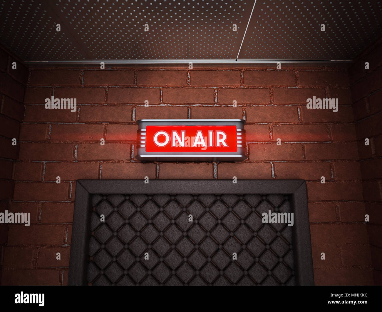 Auf Luft Schild über der Tür einer Sendung. 3D-Darstellung. Stockfoto