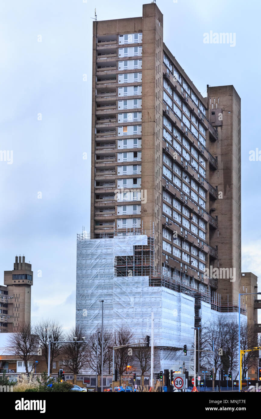 Hochhaus wohnanlage london Fotos und Bildmaterial in hoher Auflösung