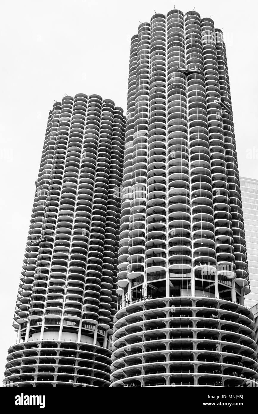 Chicago - ca. Mai 2018: Die berühmte Marina City Towers in der Innenstadt. Die Türme haben auf Albumcover, Filme und Fernsehsendungen erschien ich Stockfoto