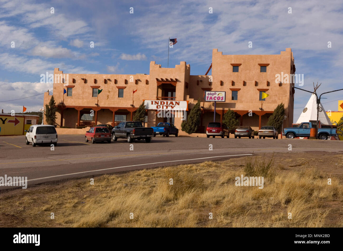 Am Straßenrand Anziehung und Souvenir Shop auf dem Weg nach Santa Fe, New Mexico Stockfoto