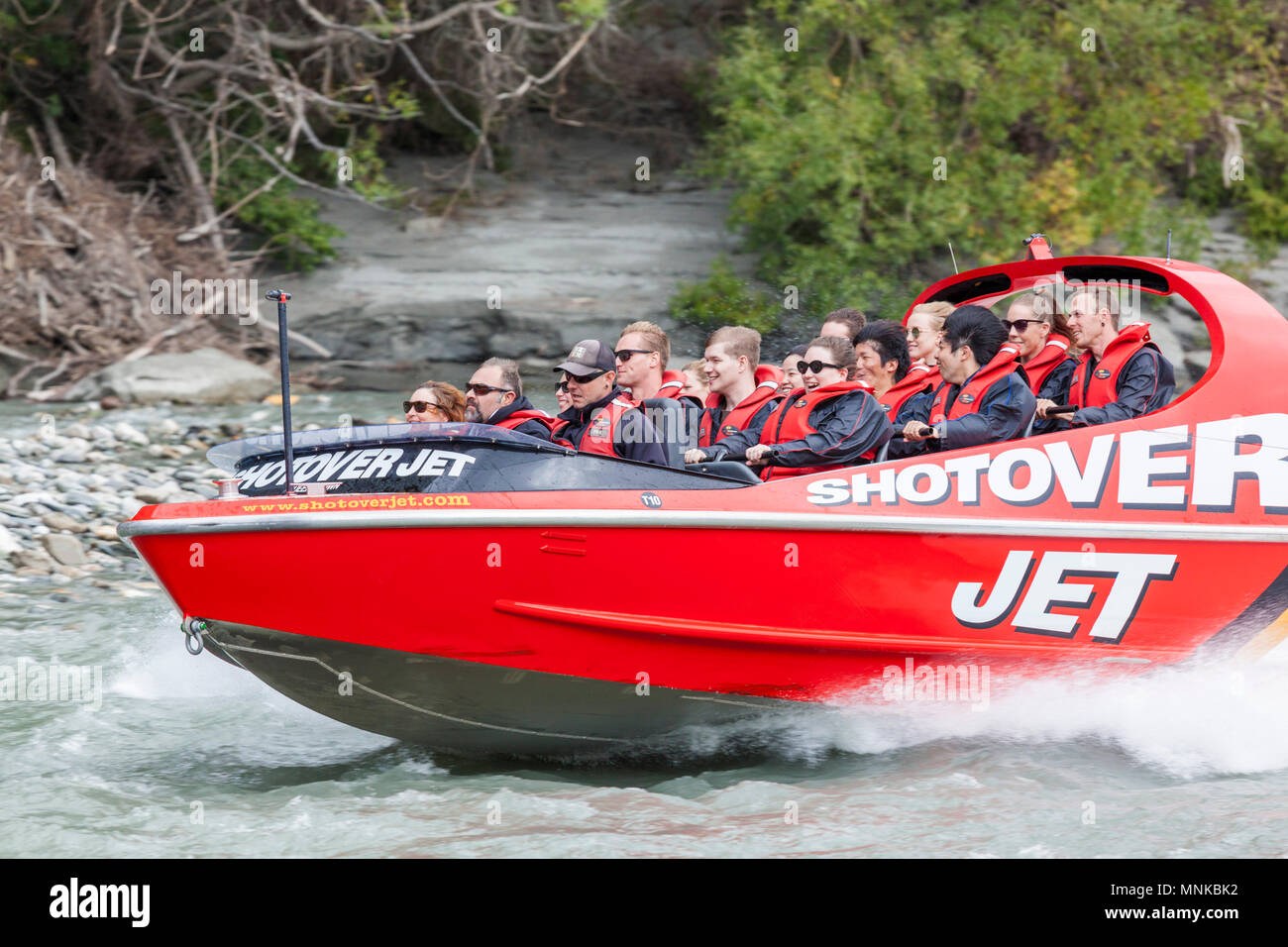 Shotover Jet Boating auf dem Shotover River in der Nähe von Neuseeland Queenstown Neuseeland Queenstown Neuseeland Südinsel nz Stockfoto