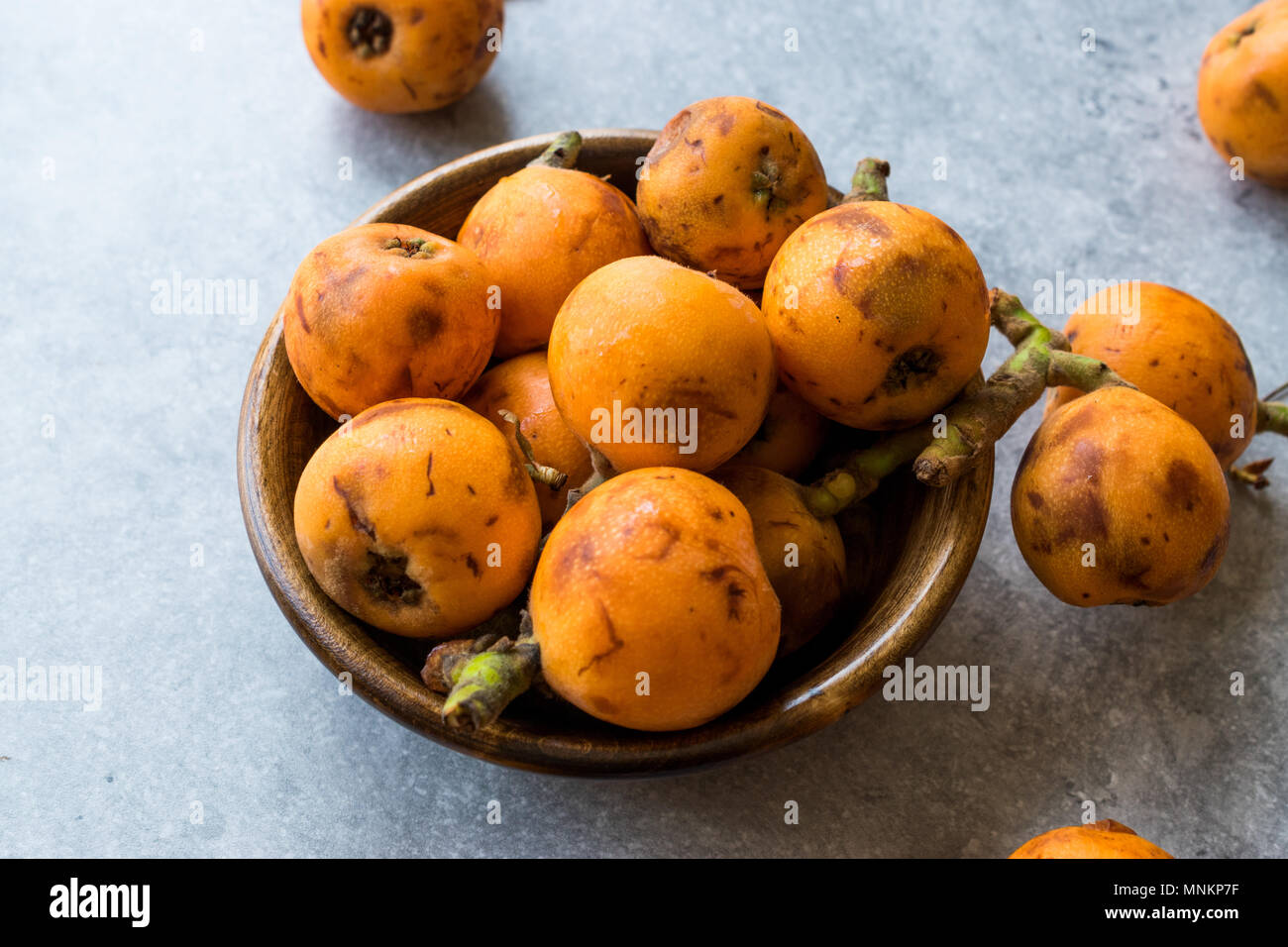 Mispel Pflaume Obst/Eirobotrya Japonica bereit zu essen. Ökologische Lebensmittel. Stockfoto