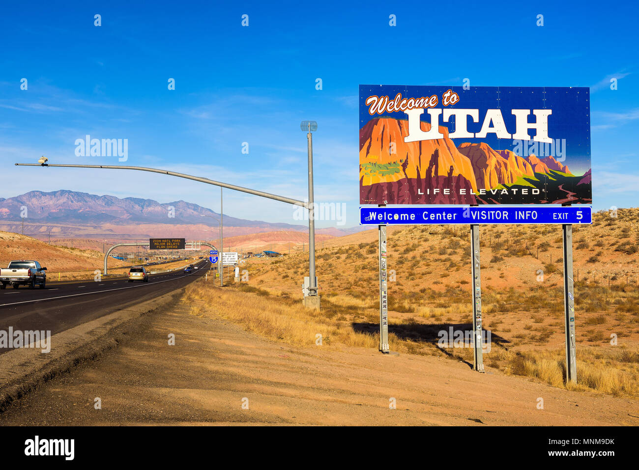 Nach Utah State Anmelden Willkommen auf der Interstate I-15 Stockfoto