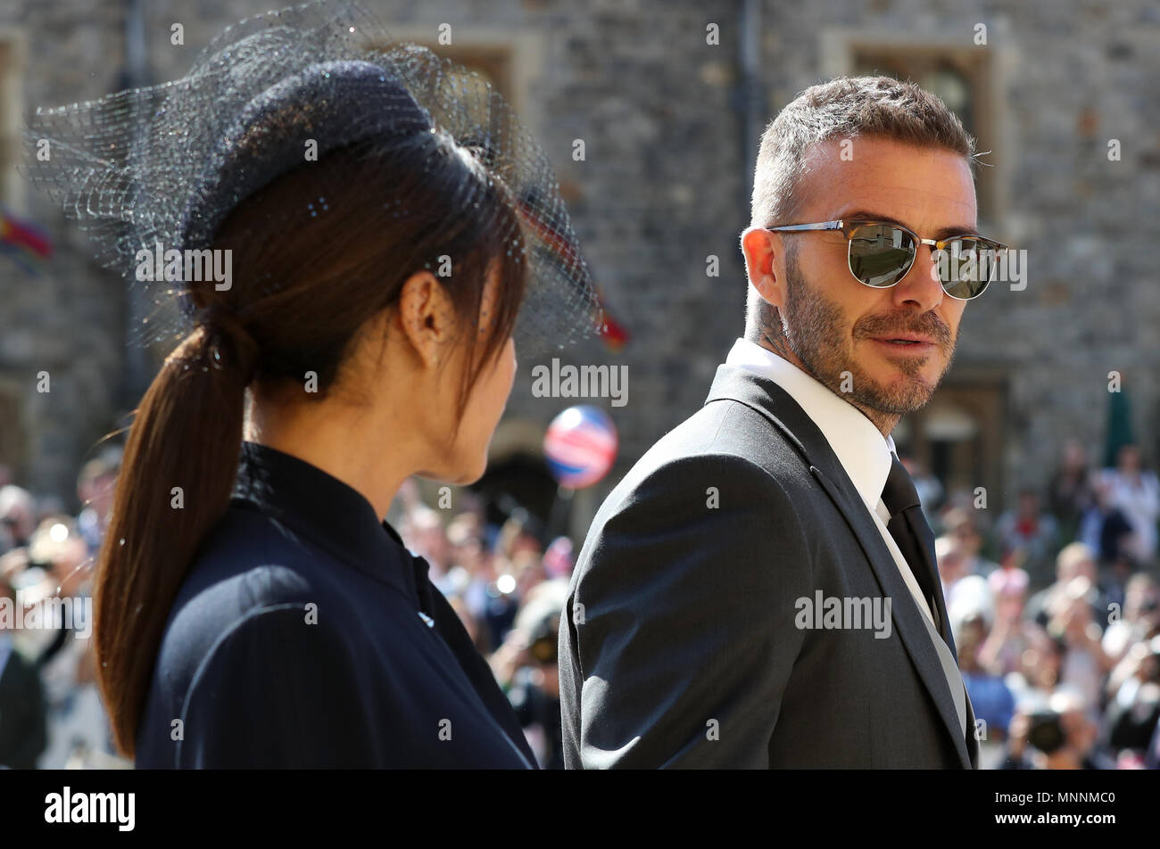 David Beckham und Victoria Beckham Ankunft in der St. George's Chapel auf Schloss Windsor für die Hochzeit von Meghan Markle und Prinz Harry. Stockfoto