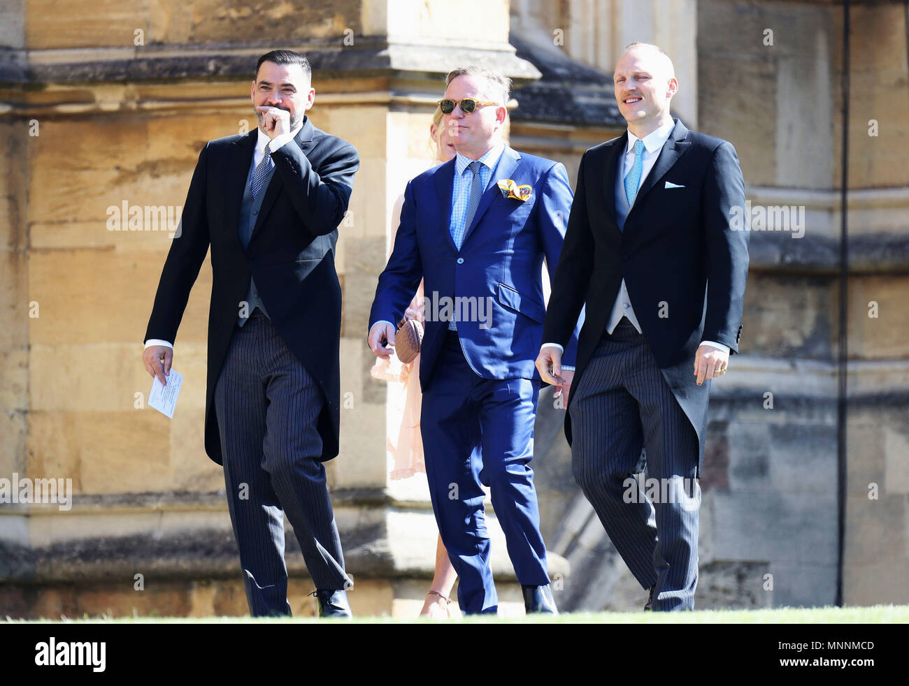 Nick Jones von Soho House (Mitte) kommt an der St. George's Chapel auf Schloss Windsor für die Hochzeit von Meghan Markle und Prinz Harry. Stockfoto