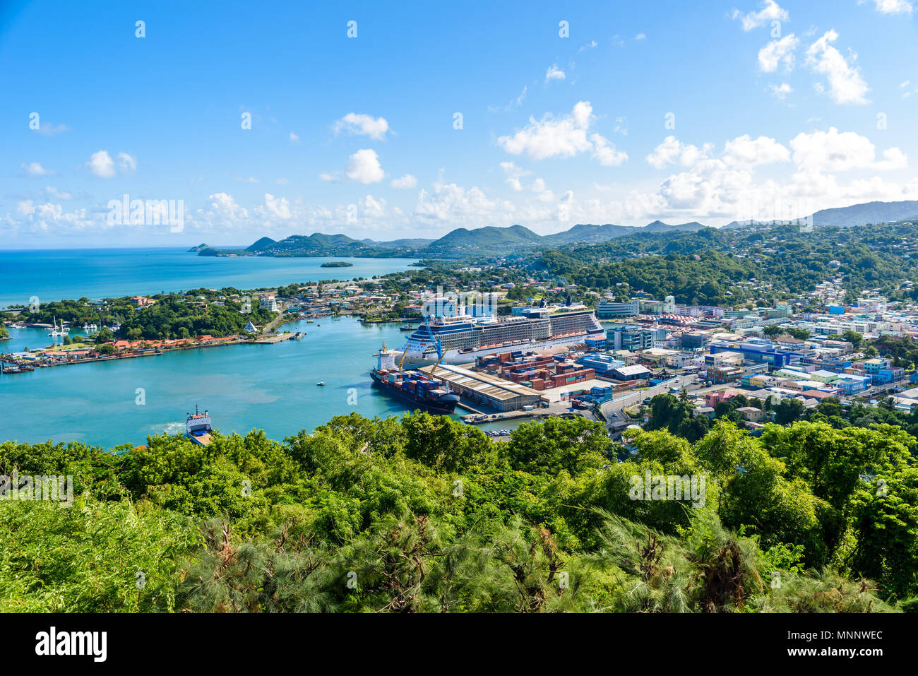 Castries, St. Lucia - Tropical Beach auf der karibischen Insel St. Lucia. Es ist ein Paradies mit einem weißen Sandstrand und turquoiuse Stockfoto