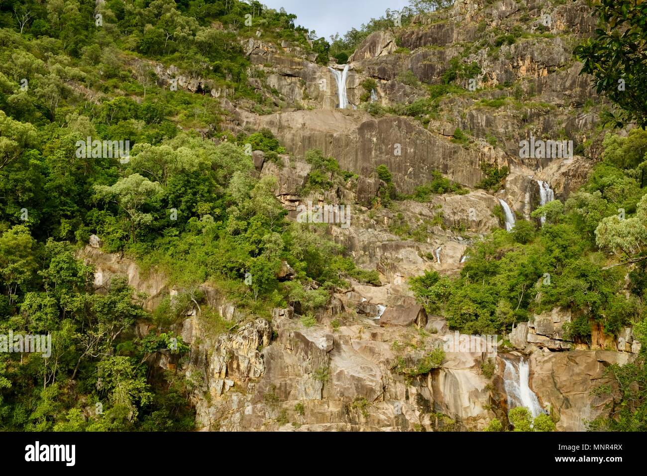 Jourama Falls, Bruce Hwy, Yuruga QLD, Australia Stockfoto