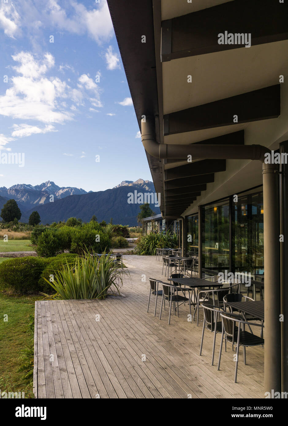 Die ReflectioNZ Cafe und Galerie in der Nähe von Lake Matheson, NZ Stockfoto