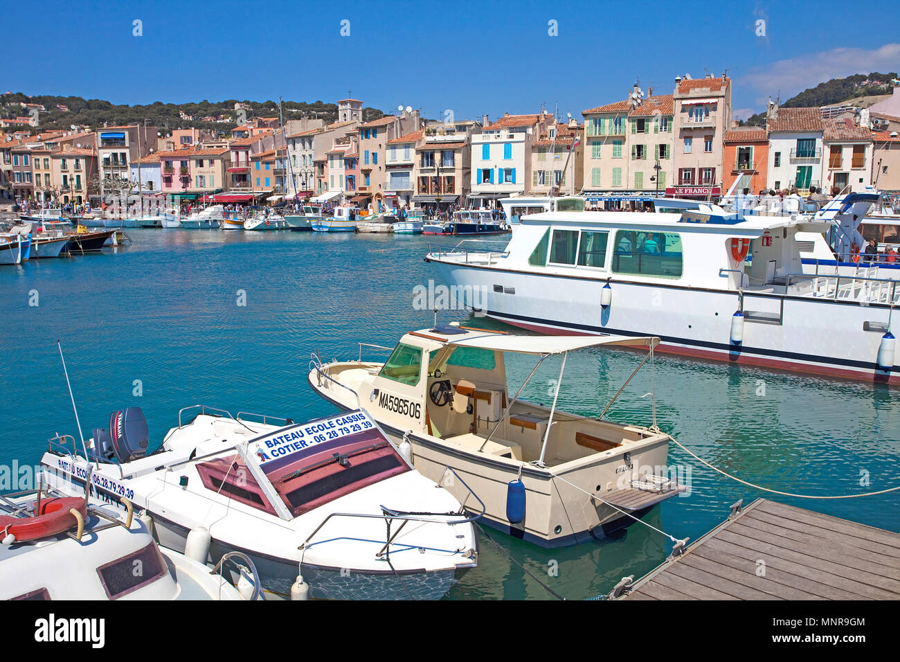 Fischerhafen von Cassis, Bouches-du-Rhône der Region Provence-Alpes-Côte d'Azur, Südfrankreich, Frankreich, Europa Stockfoto