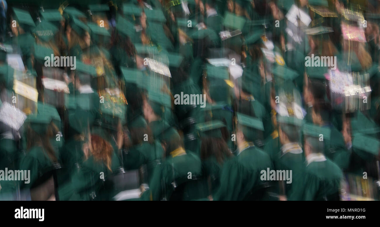 Fairfax, VA 2018/05/18 Absolventen an der George Mason University Foto von Dennis Brack Stockfoto