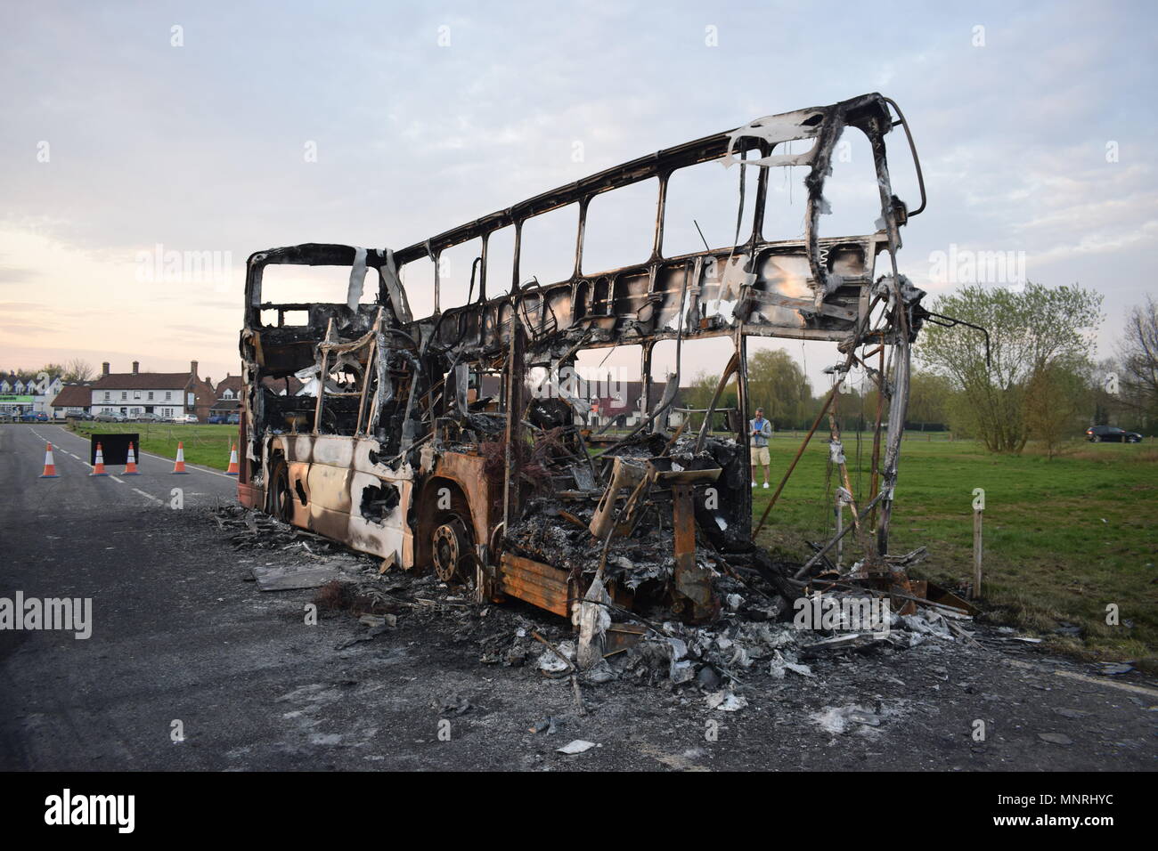 London Bus Brennt nach Unten Stockfoto