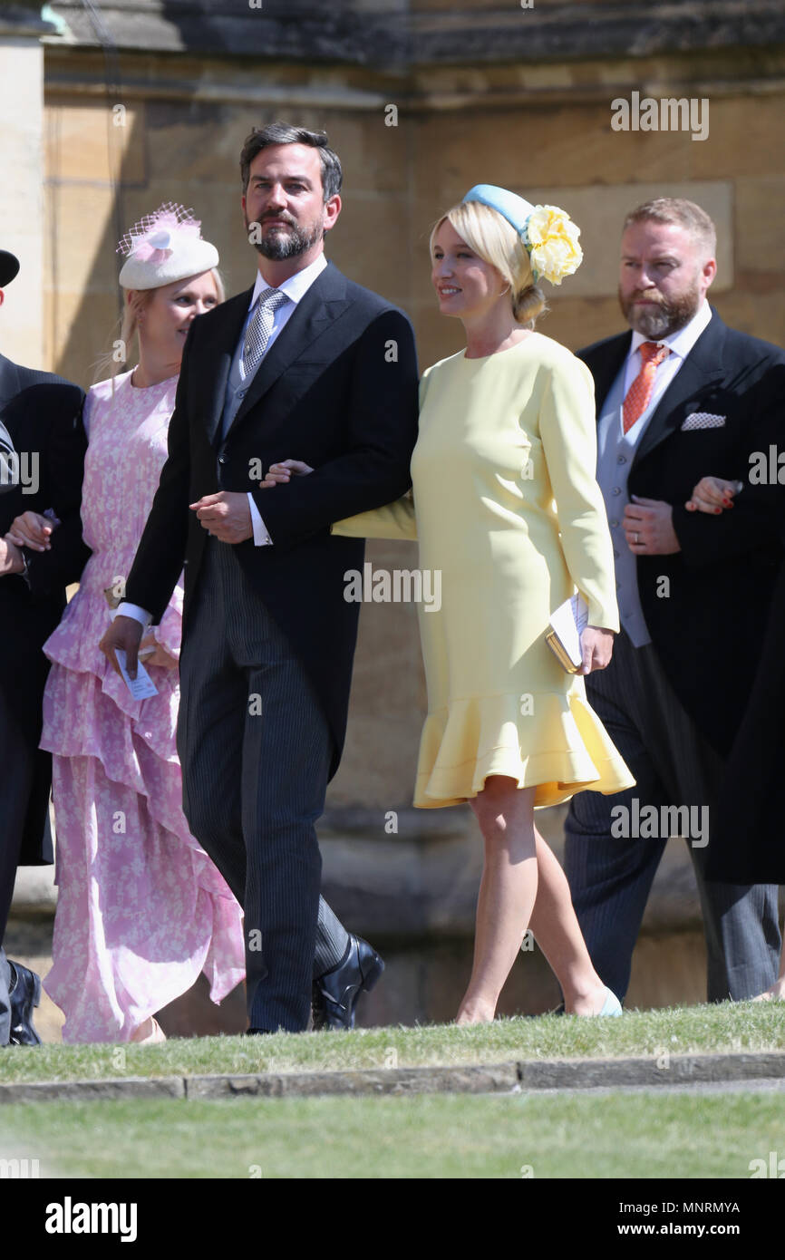 Markus Anderson und Izzy kann kommen an der St. George's Chapel auf Schloss Windsor für die Hochzeit von Meghan Markle und Prinz Harry ankommen. Stockfoto