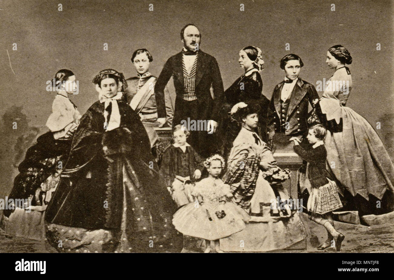 1028, Prinz Albert von Sachsen-Coburg-Gotha, Queen Victoria und ihre Kinder von John Jabez Edwin Mayall (geb. Jabez Mahlzeit). Stockfoto