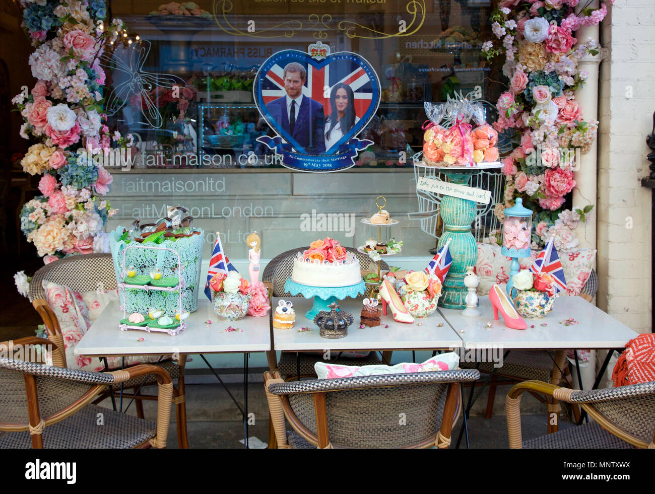 Fait Maison, Gloucester Road patisserie feiert die Hochzeit von Harry und Meghan Stockfoto